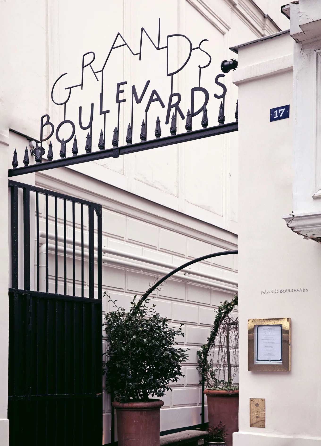 Grands Boulevards Experimental — backstory