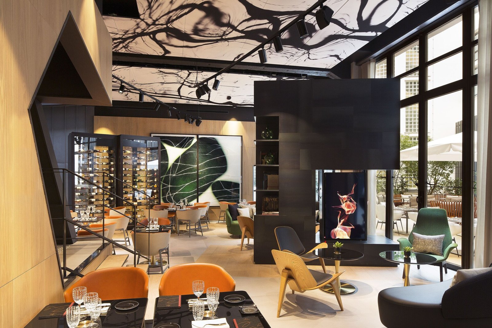 Hôtel Le Cinq Codet — eat & drink
