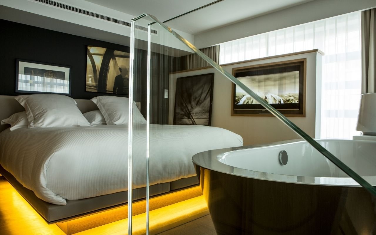 Hôtel Le Cinq Codet — rooms