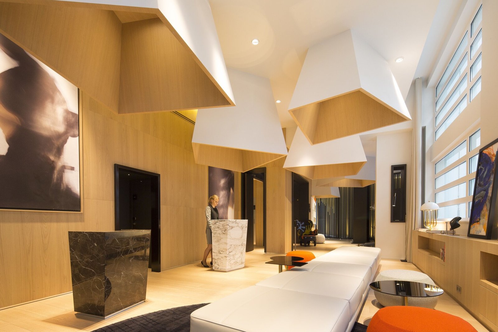 Hôtel Le Cinq Codet — vibe