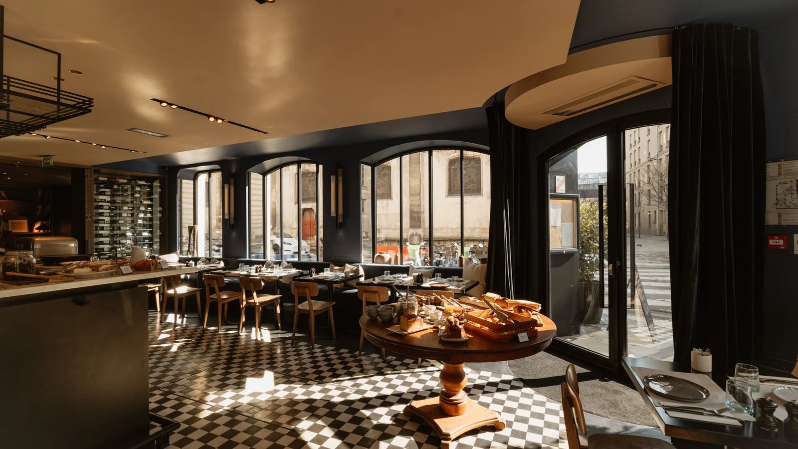 Hôtel de NELL — eat & drink