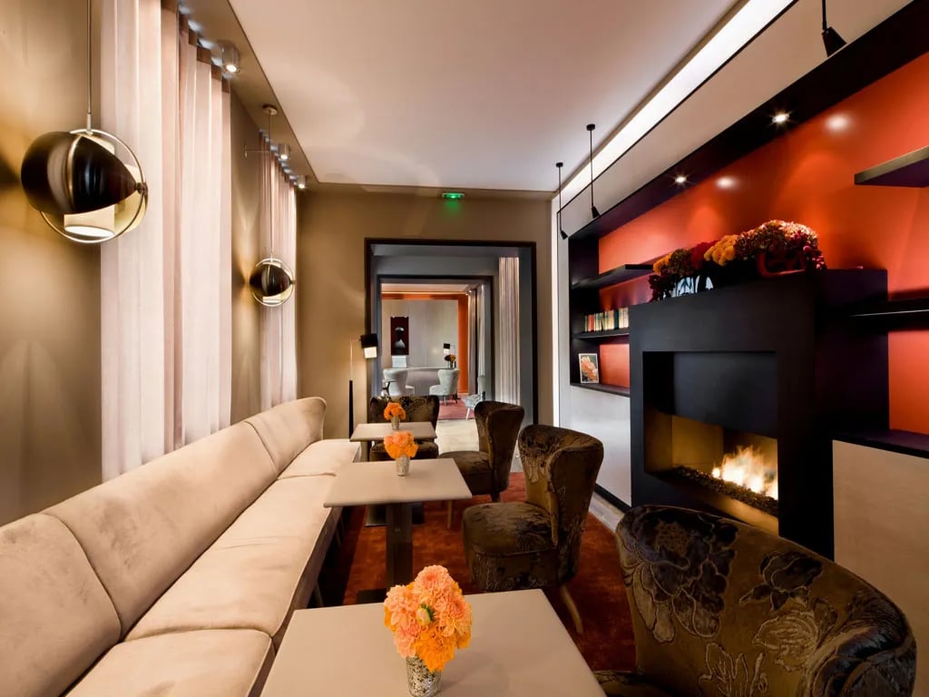 Le Pavillon des Lettres — eat & drink