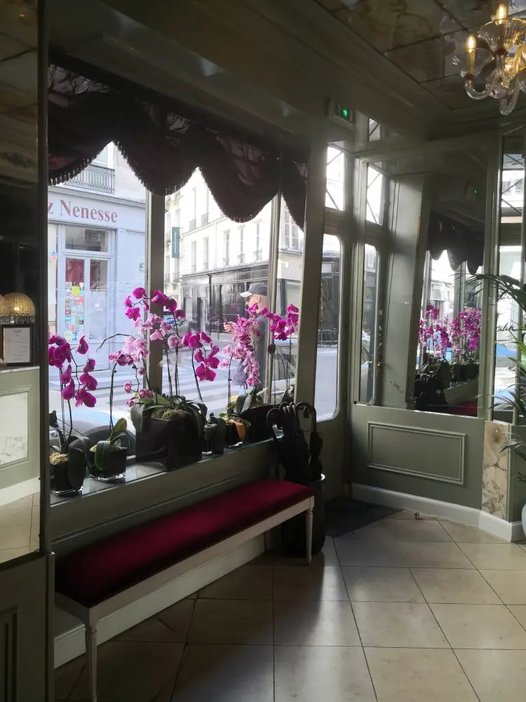 Hôtel du Petit Moulin Paris | Le Marais — vibe
