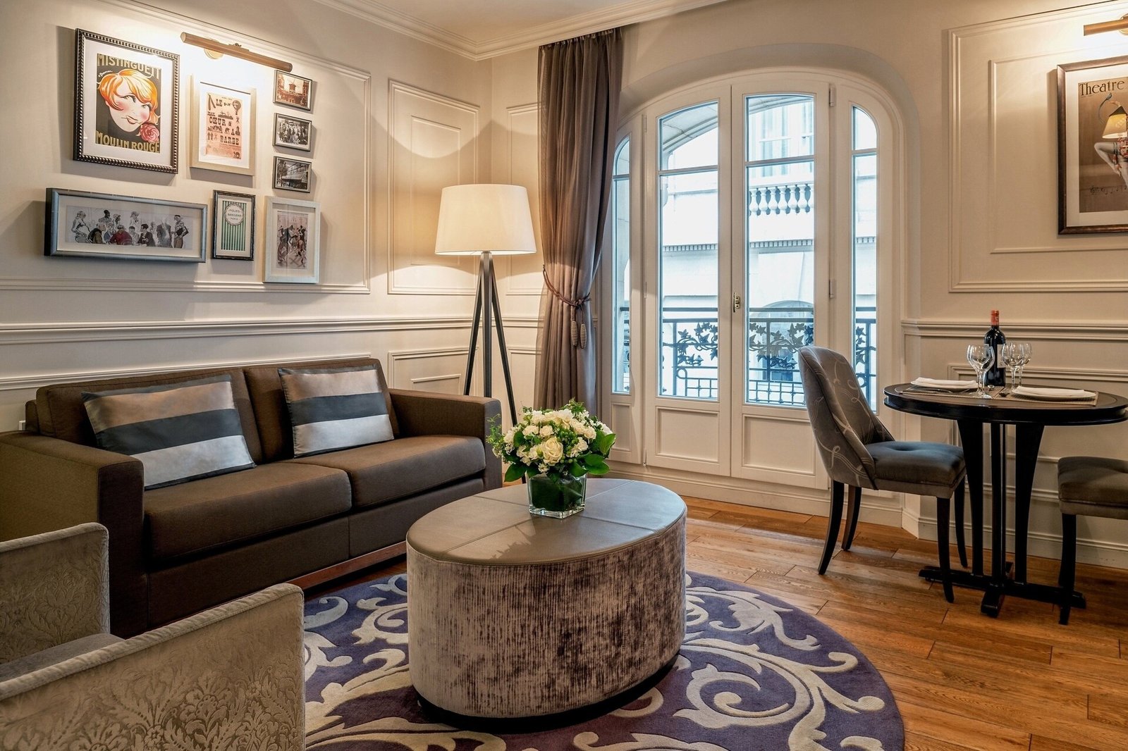 La Clef Louvre Paris Hotel — eat & drink