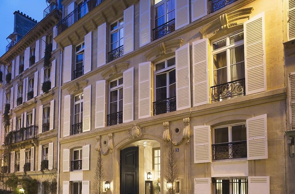 Pavillon Faubourg Saint-Germain — backstory