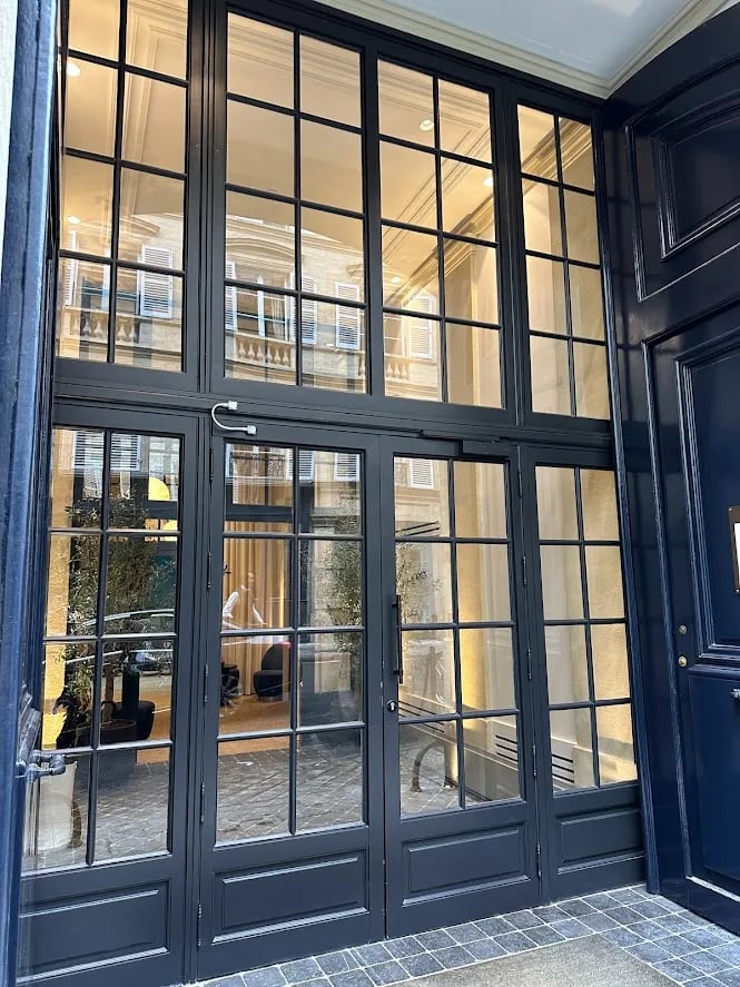 Pavillon Faubourg Saint-Germain — vibe