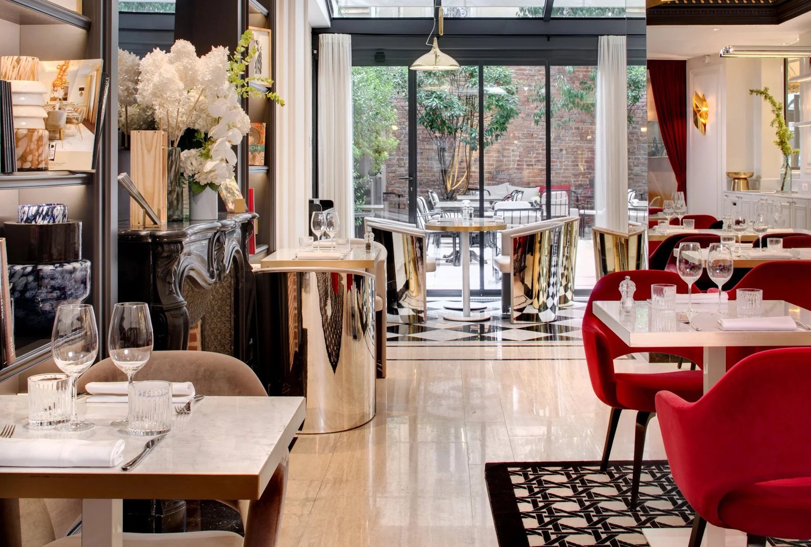Hôtel Bowmann — eat & drink