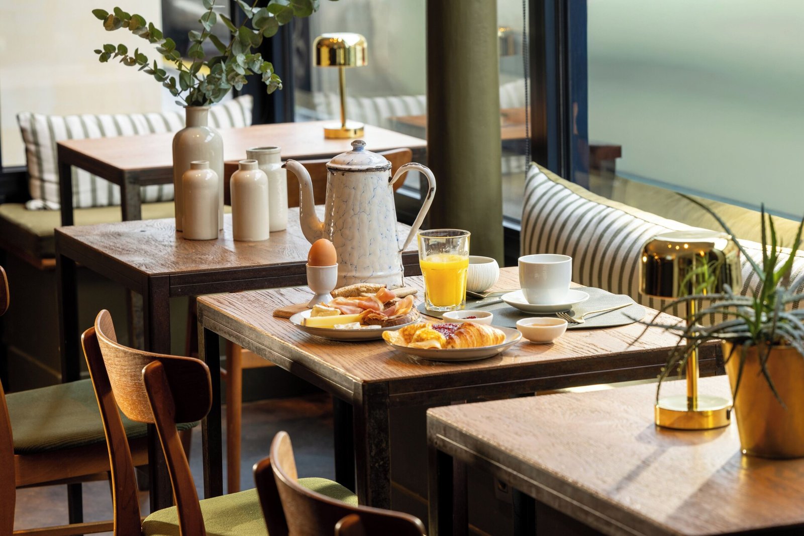 C.O.Q Hotel Paris — vibe