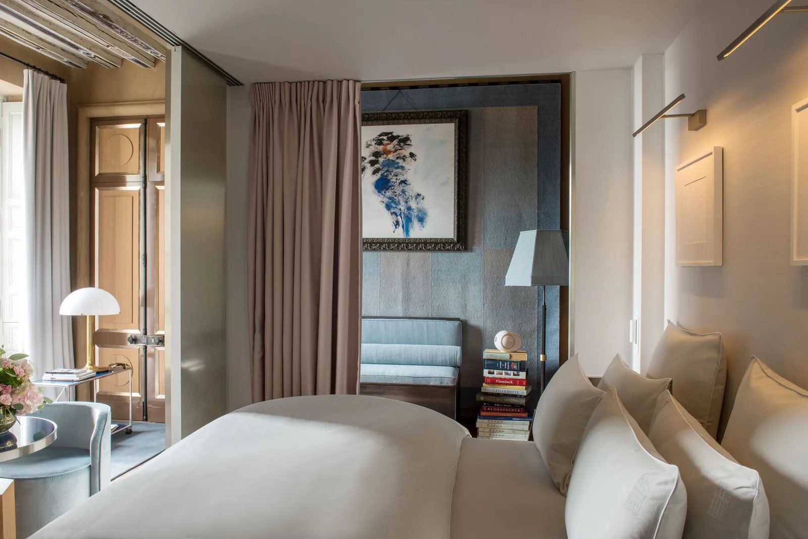 Cour des Vosges — rooms
