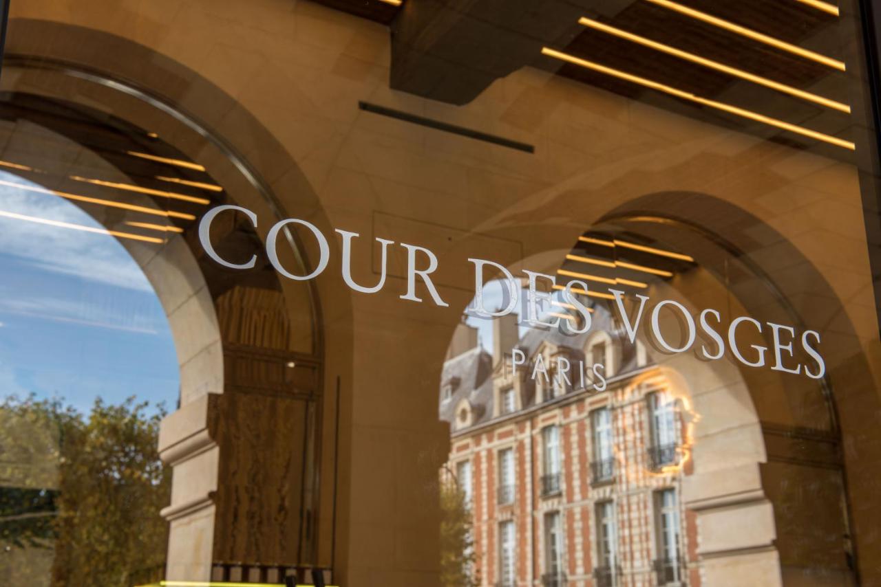 Cour des Vosges — vibe