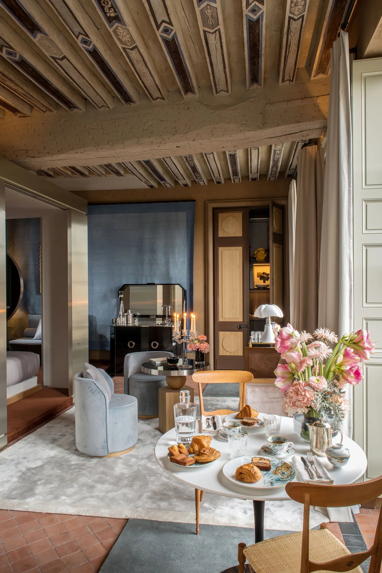 Cour des Vosges — eat & drink