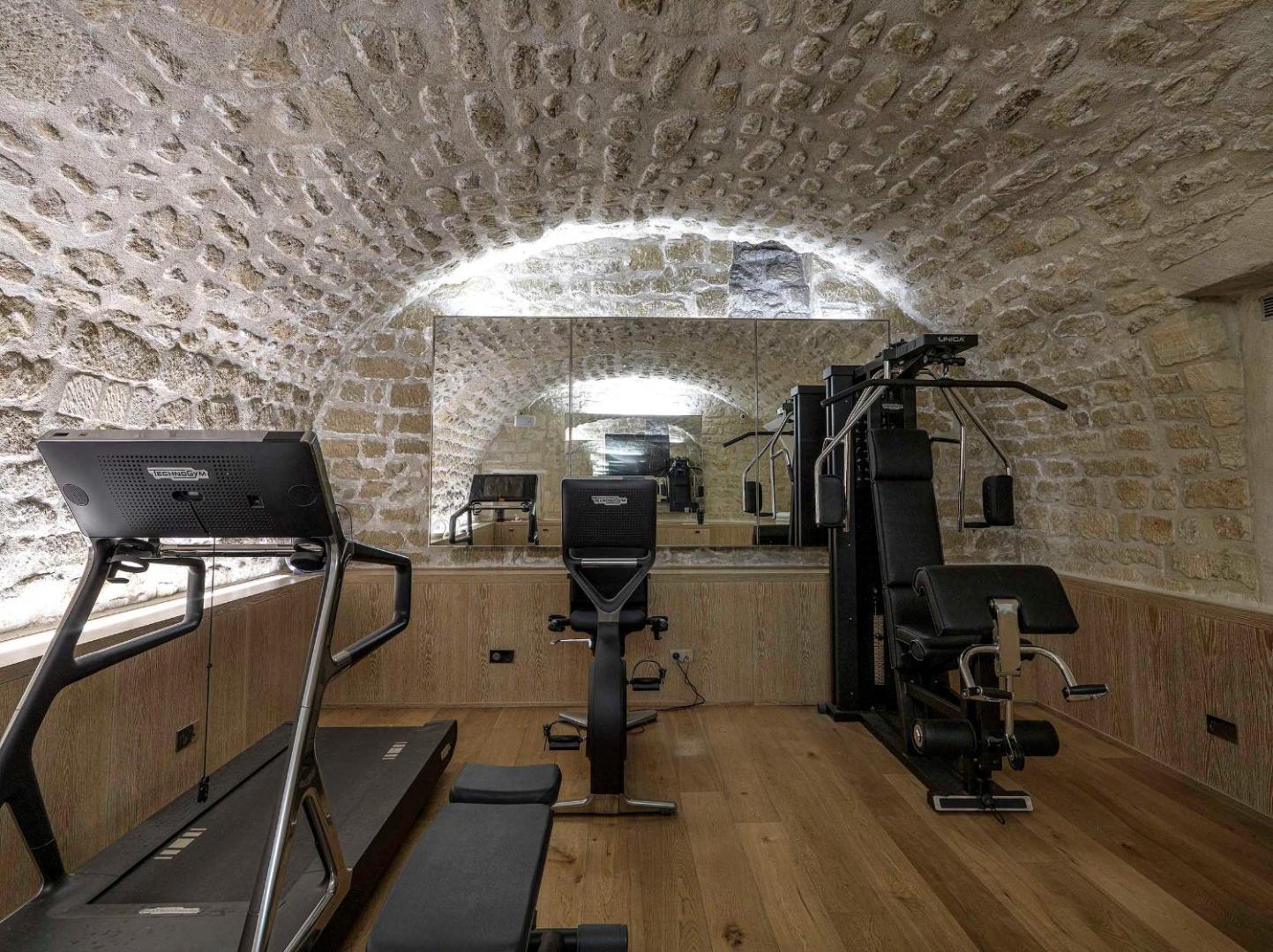 Hôtel Marquis Faubourg Saint-Honoré — wellness