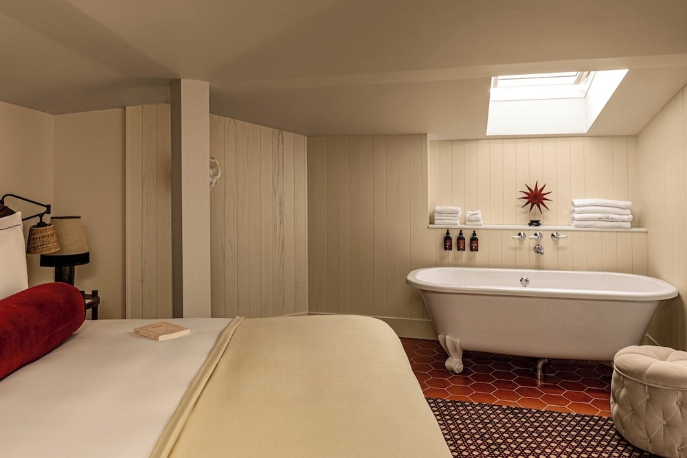Château des Fleurs Hôtel & Spa Paris — wellness