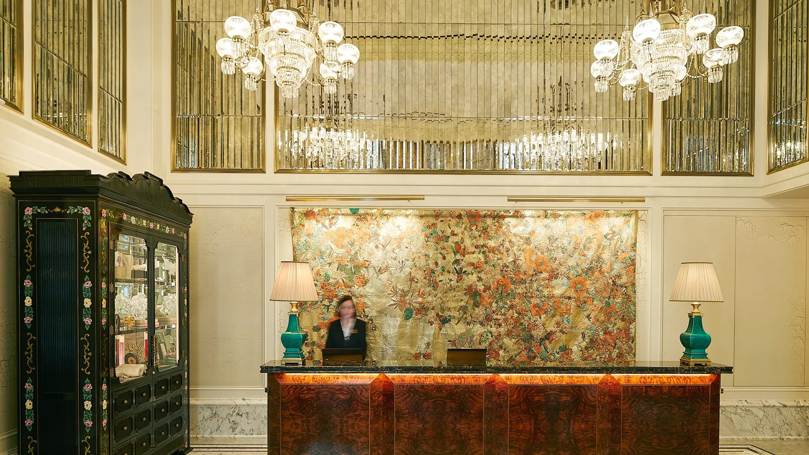 The Fifth Avenue Hotel — vibe