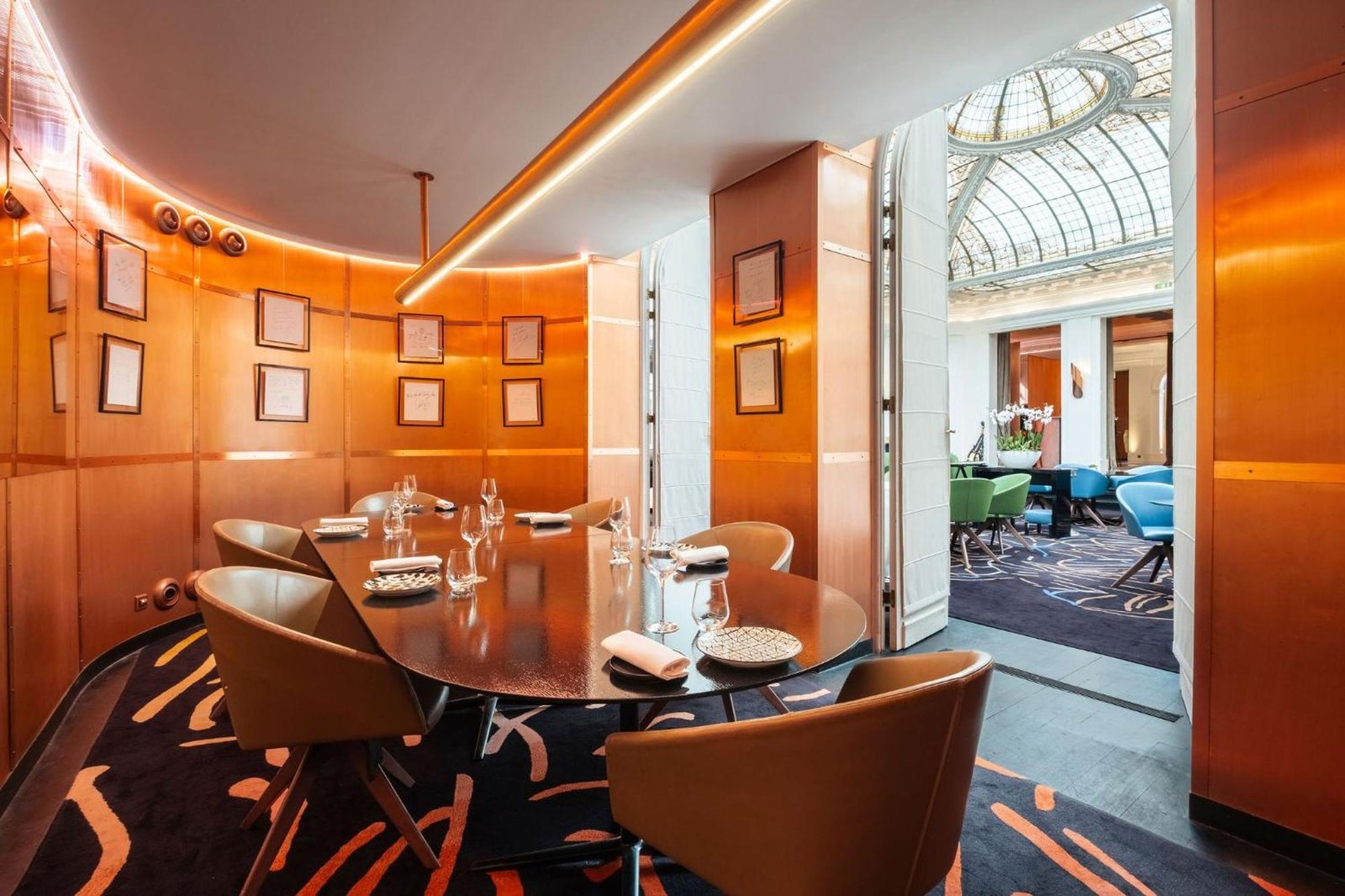 Hotel Vernet, Champs-Élysées — eat & drink