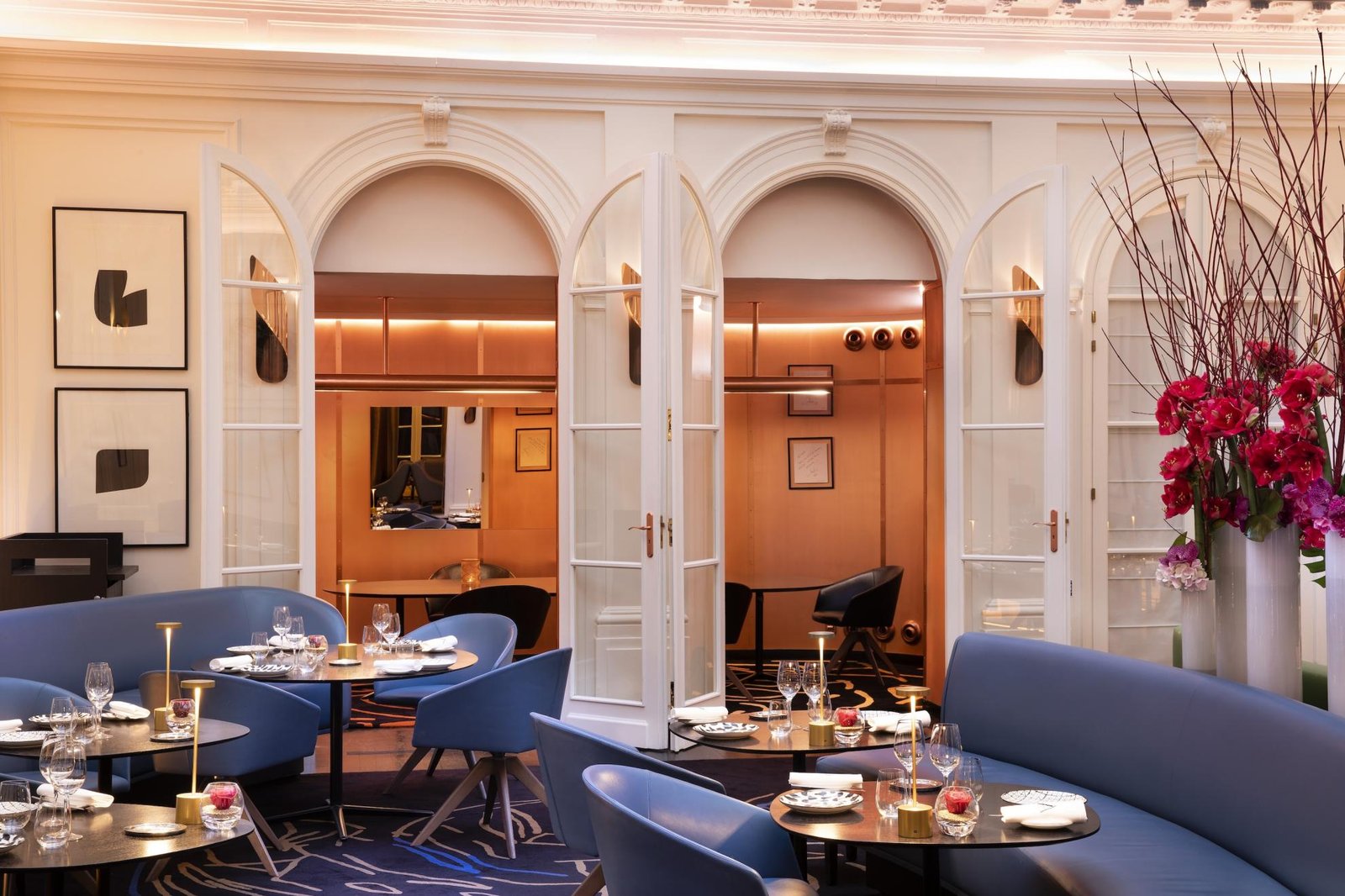 Hotel Vernet, at the table