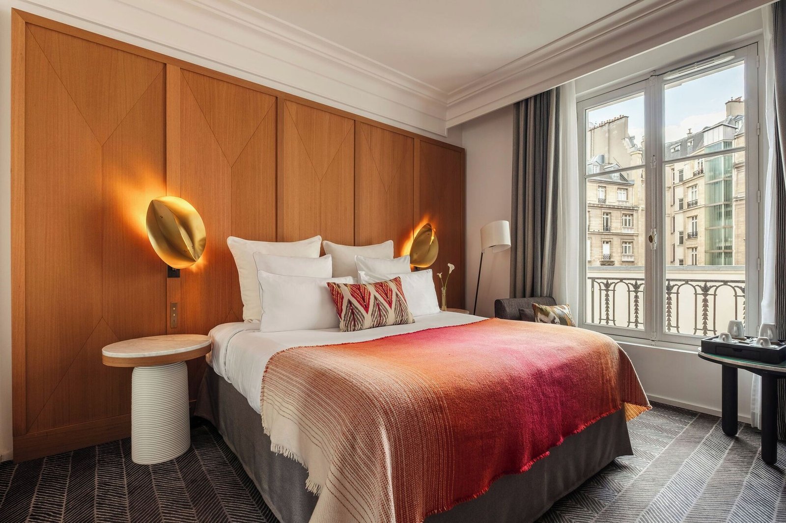Hotel Vernet, Champs-Élysées — rooms