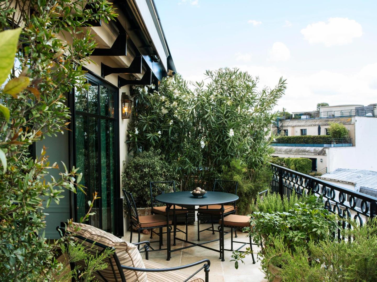Hôtel Balzac Paris & Spa Ikoï — vibe
