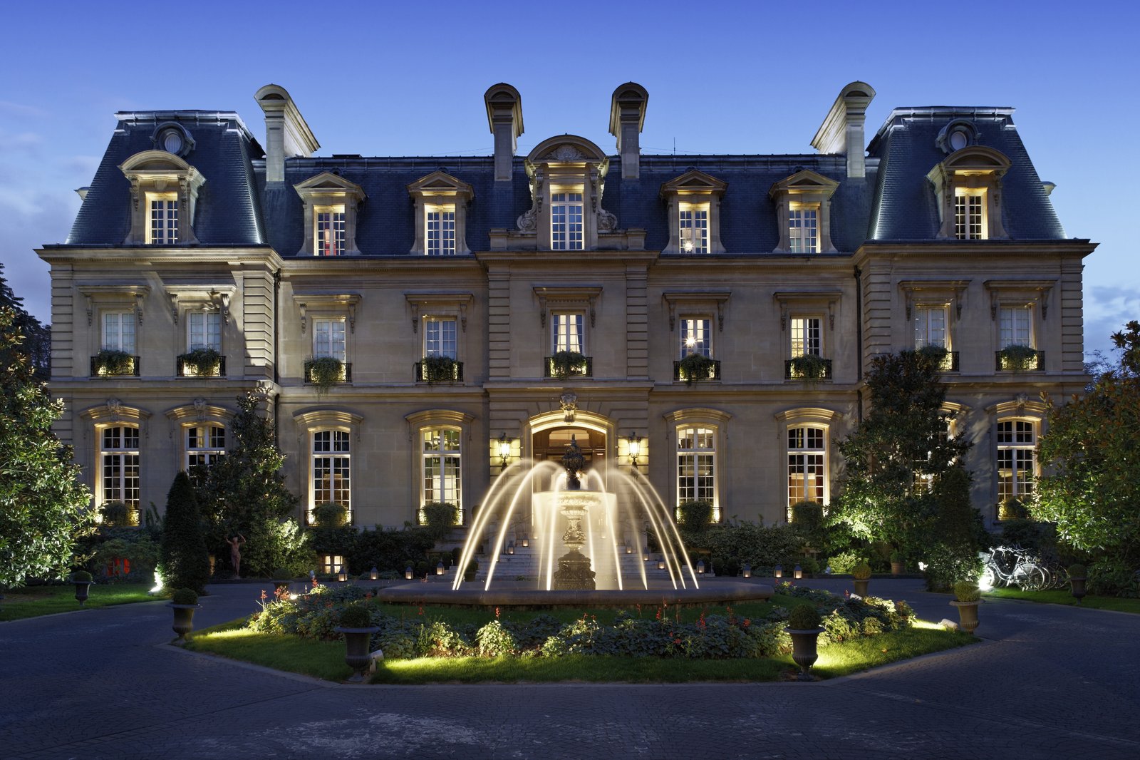 Saint James Paris, how it began