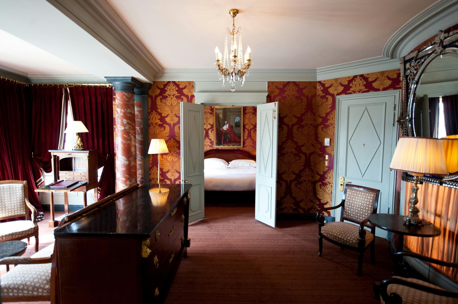 L'Hôtel | A Curious Group of Hotels