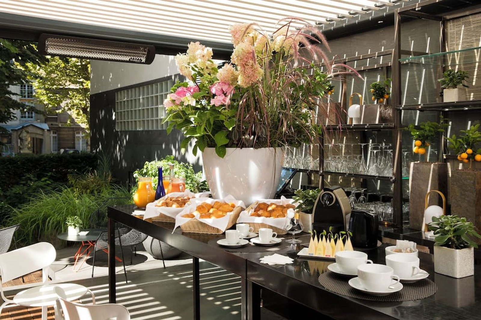Hotel & Spa La Belle Juliette — eat & drink