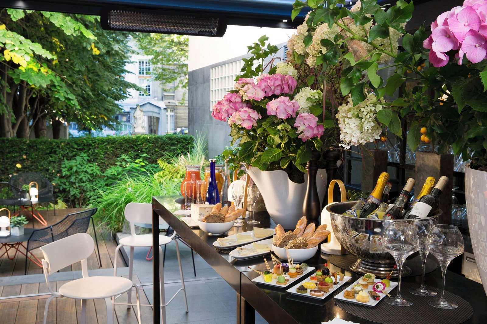 Hotel & Spa La Belle Juliette — eat & drink