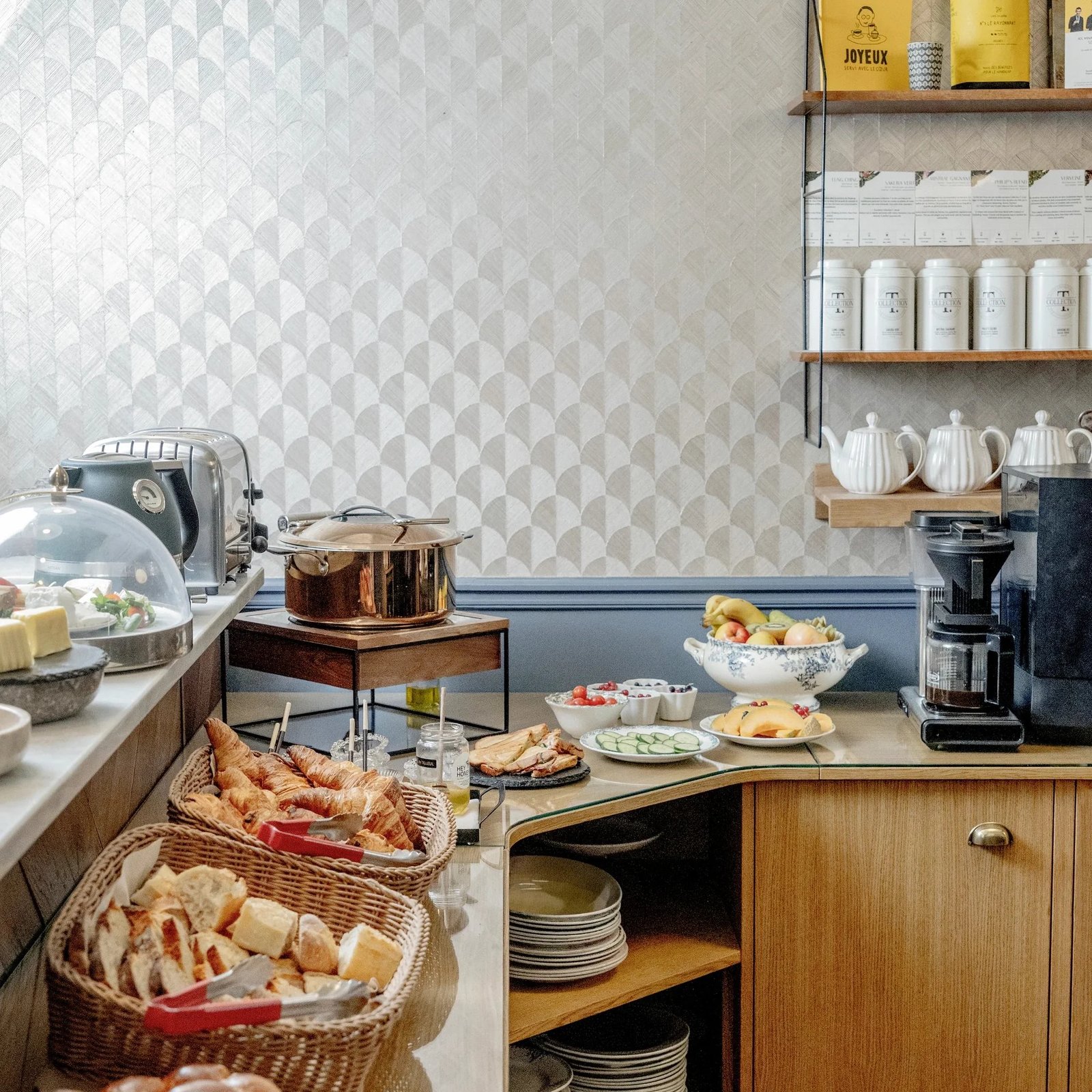 Hotel Paradis Paris — eat & drink