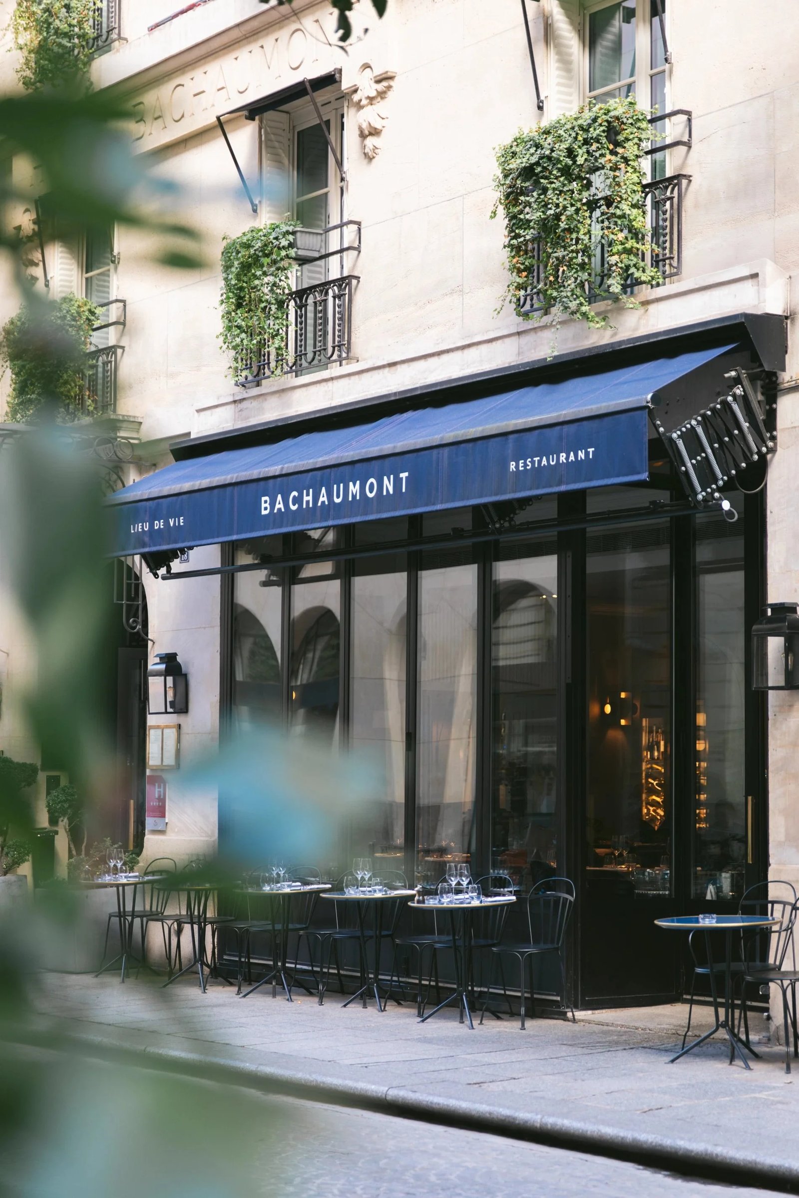 Hotel Bachaumont — eat & drink