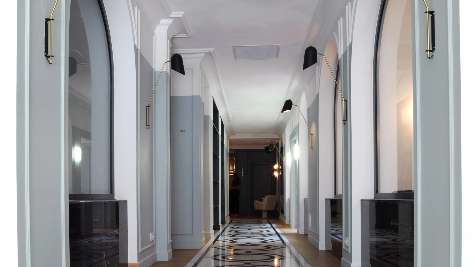 Hotel Bachaumont — vibe