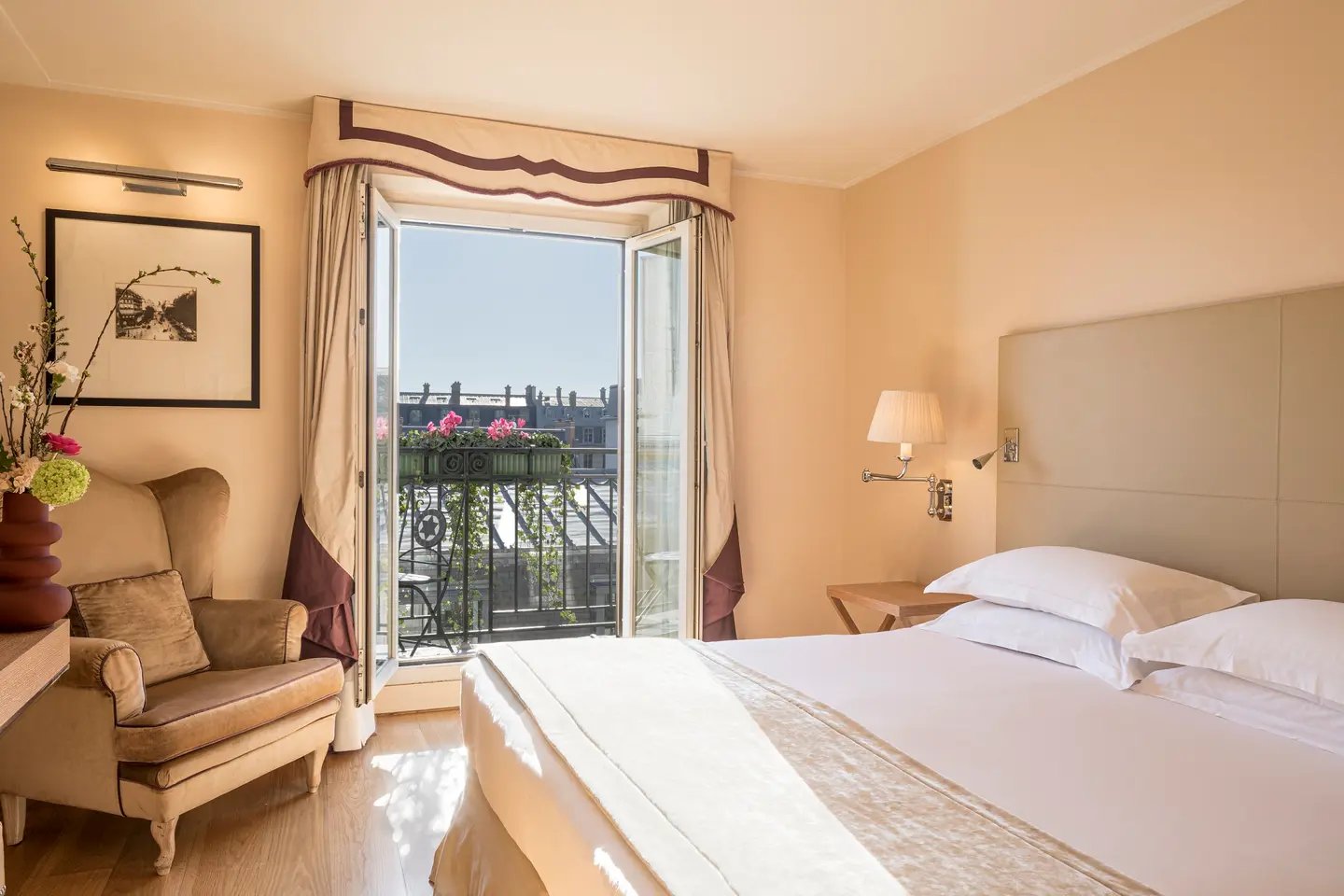 Castille Paris — rooms