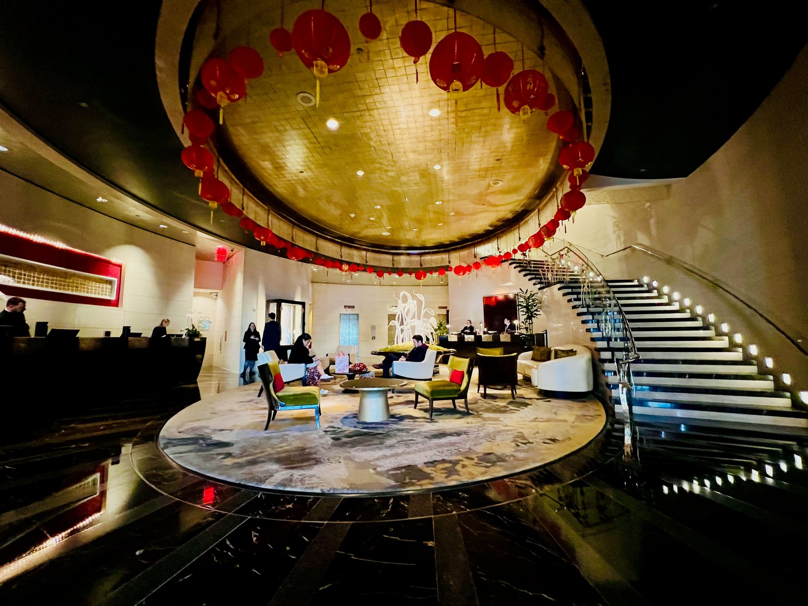 Mandarin Oriental New York — vibe