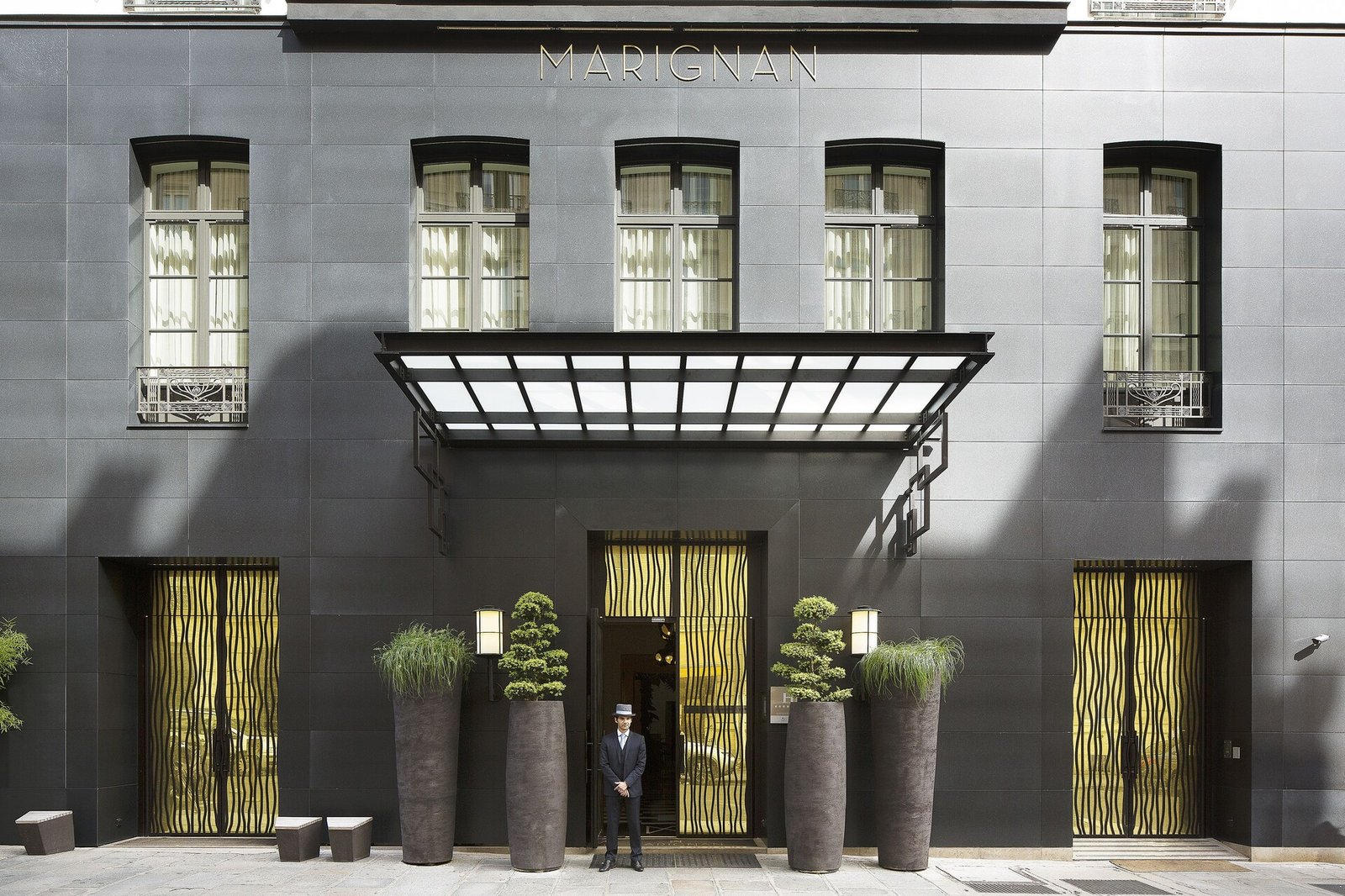 Hôtel Marignan Champs-Élysées — backstory