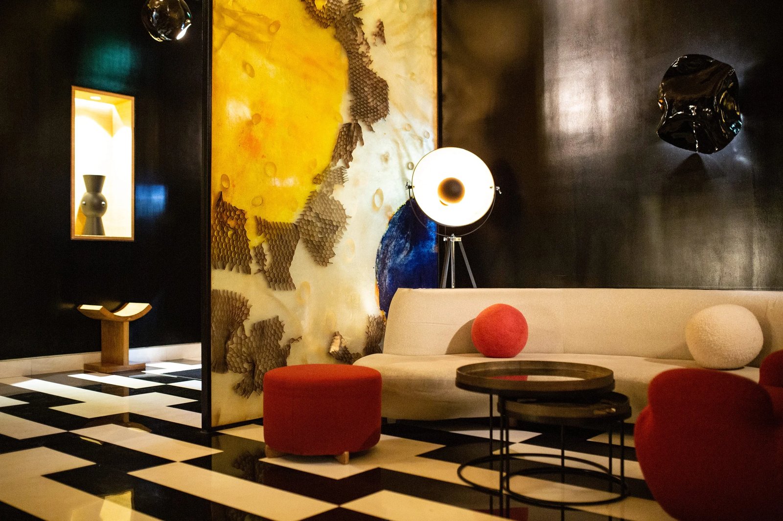 Hôtel Marignan Champs-Élysées — eat & drink