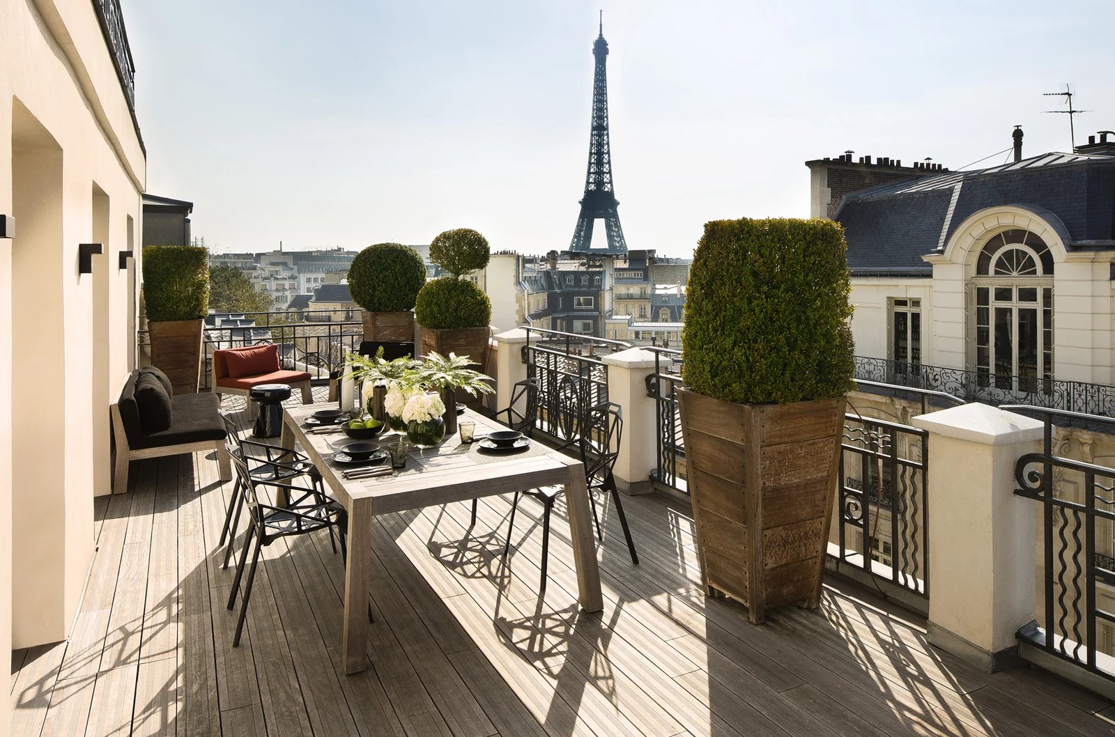 Hôtel Marignan Champs-Élysées — vibe
