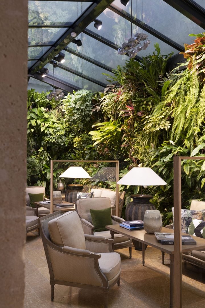Hôtel Pas de Calais — eat & drink