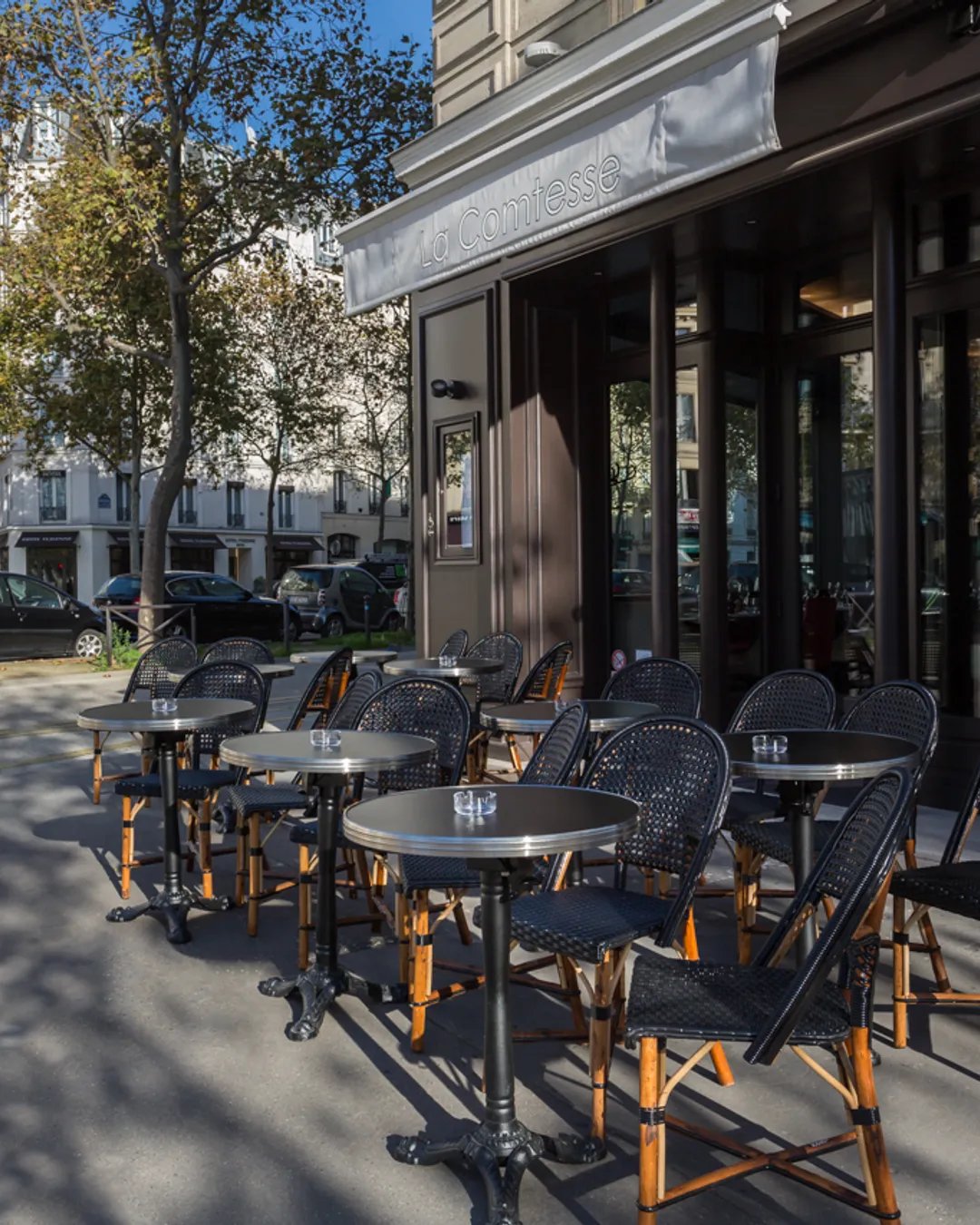 Hôtel La Comtesse Tour Eiffel — eat & drink