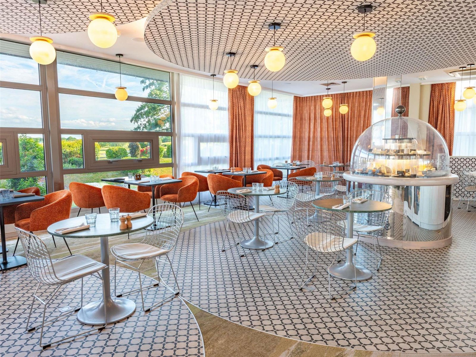Hôtel Botaniste — eat & drink