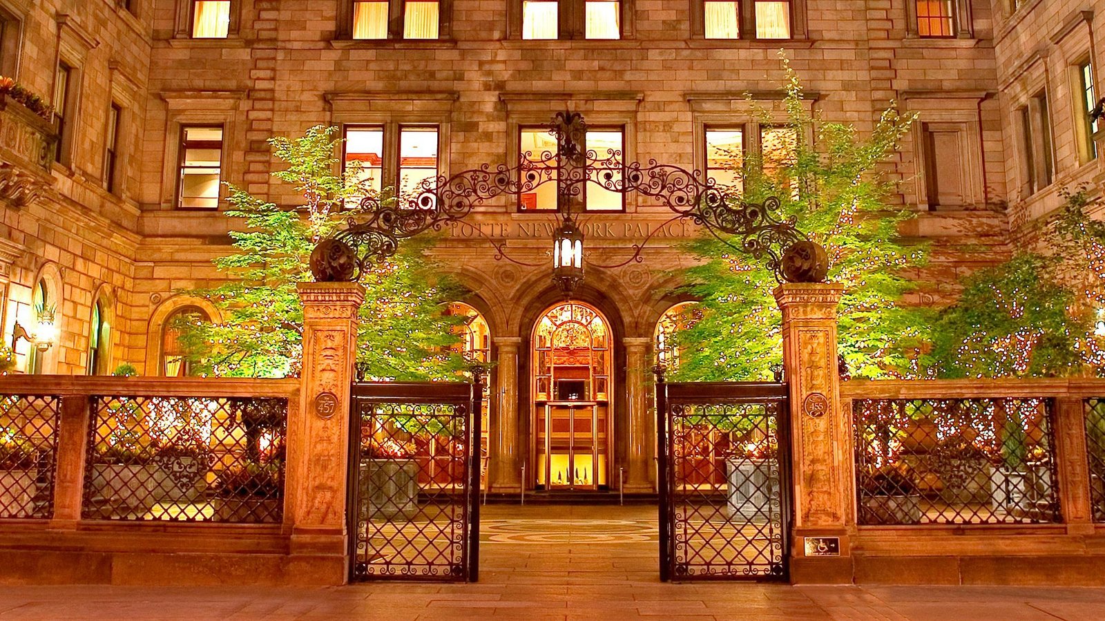 Lotte New York Palace — vibe