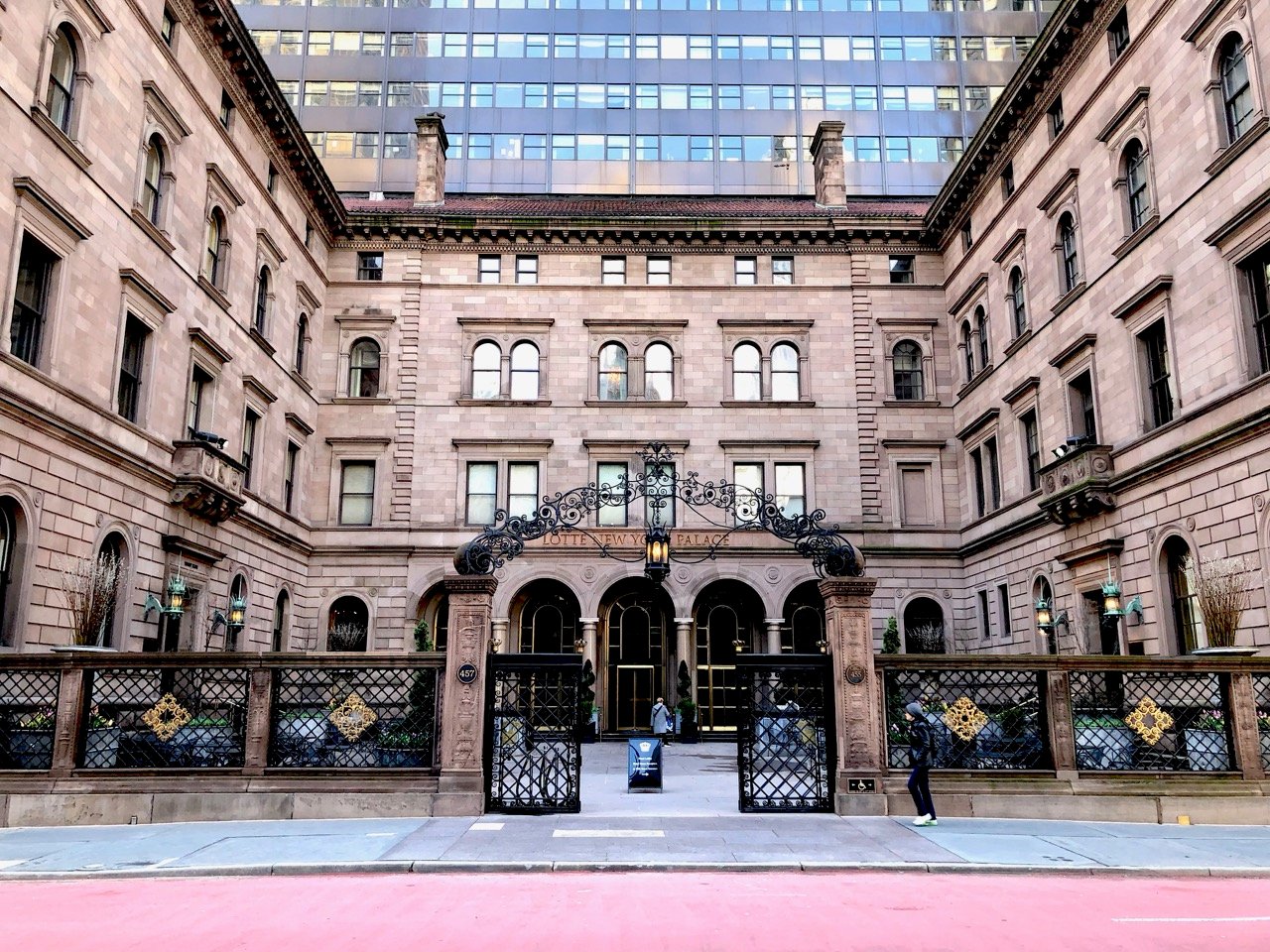 Lotte New York Palace — backstory