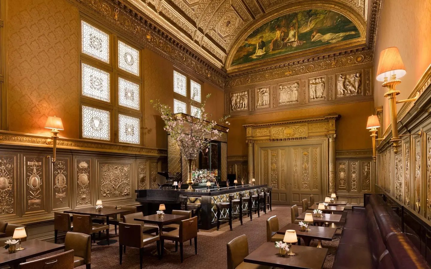 Lotte New York Palace — eat & drink