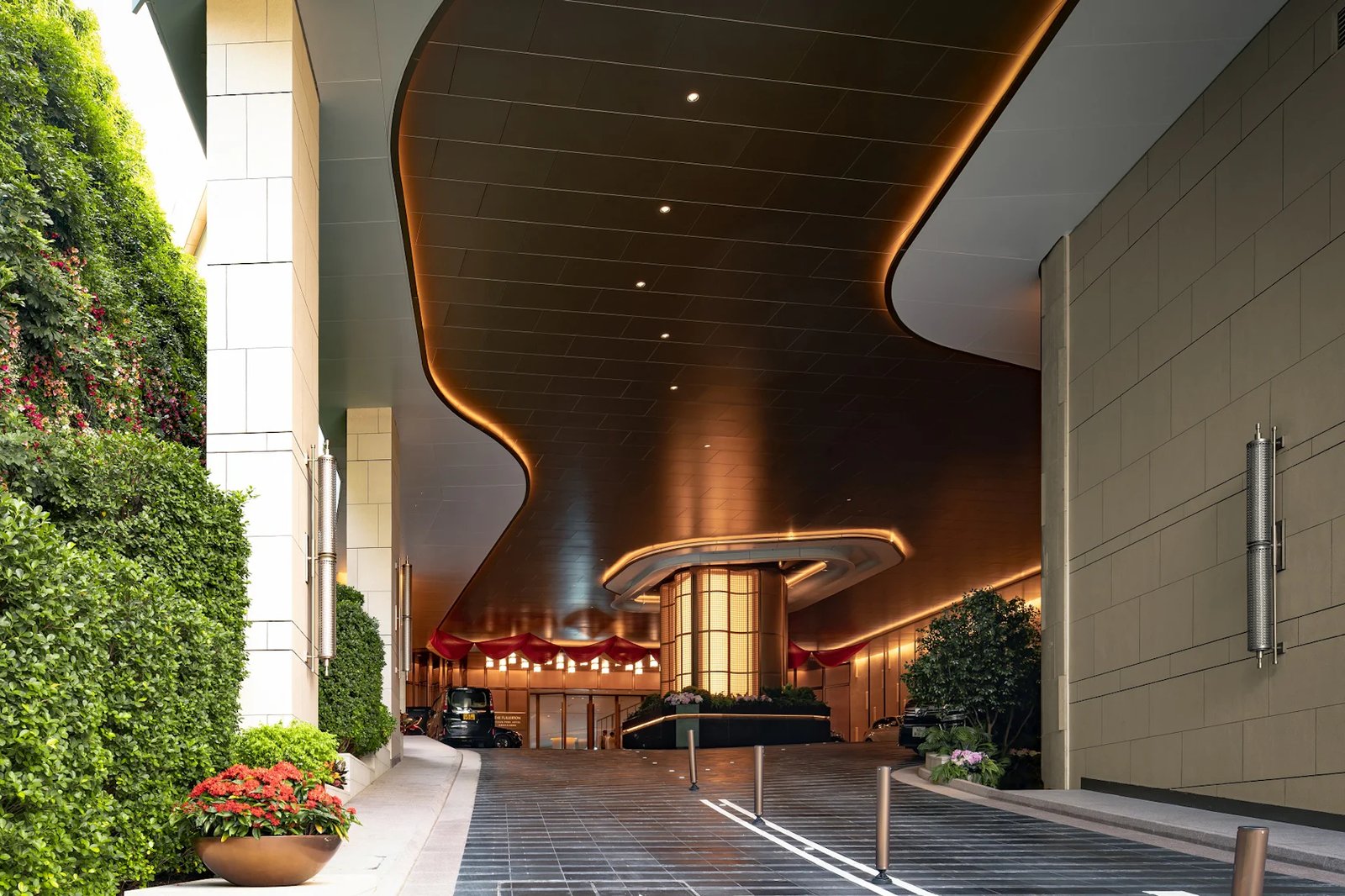 The Fullerton Ocean Park Hotel Hong Kong — vibe