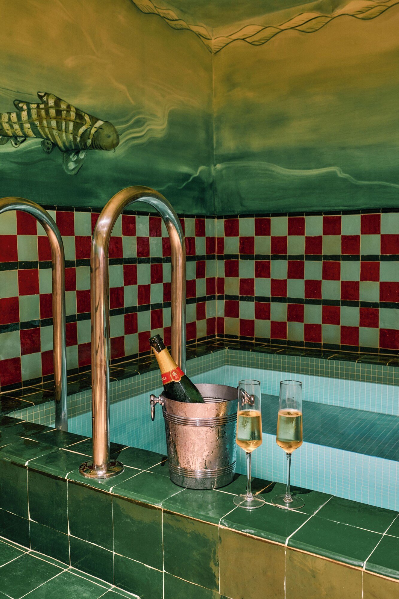 Hôtel Les Deux Gares — wellness