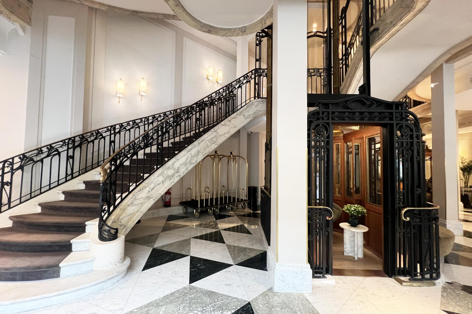 Kimpton St Honoré Paris — vibe