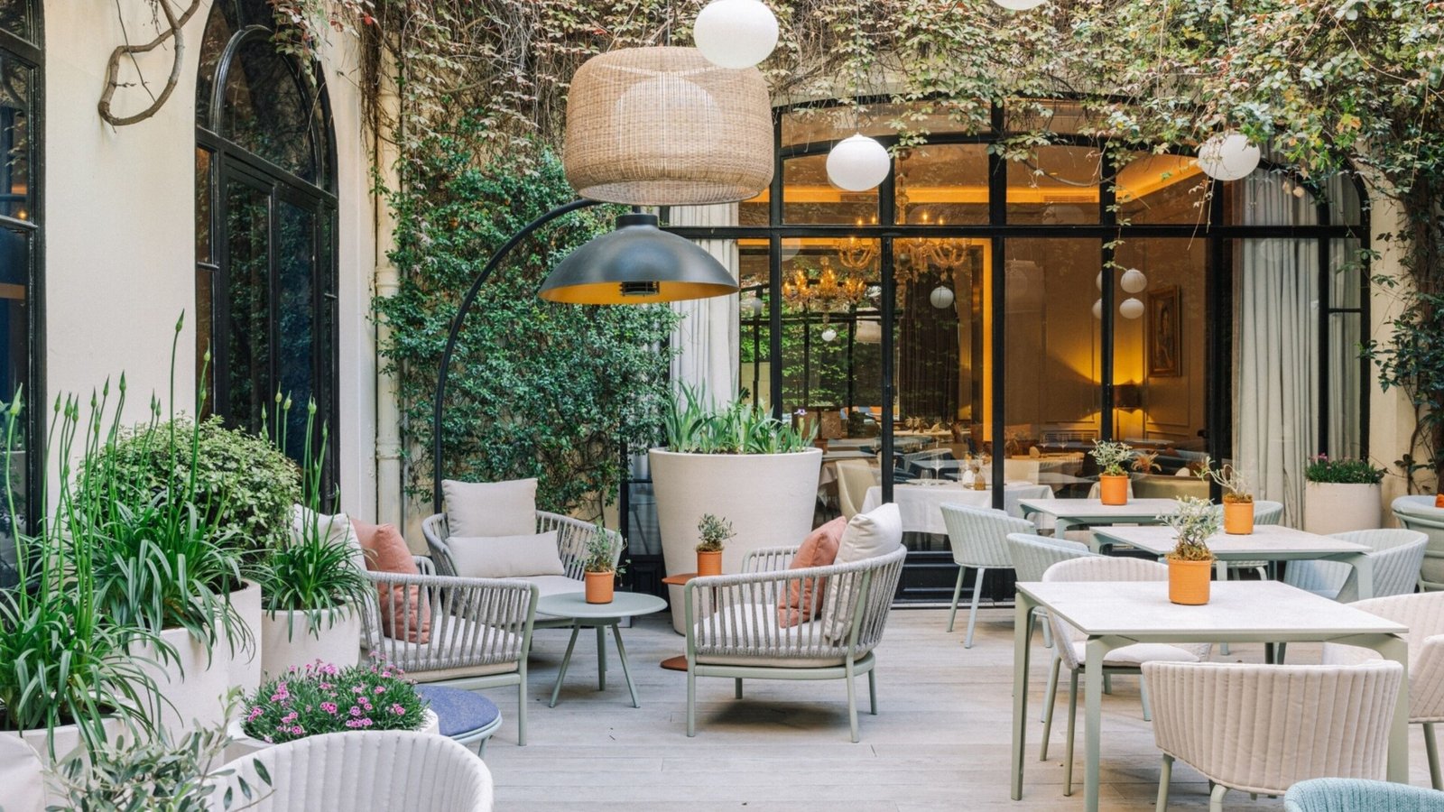 Hôtel Lancaster Paris Champs Elysées — eat & drink