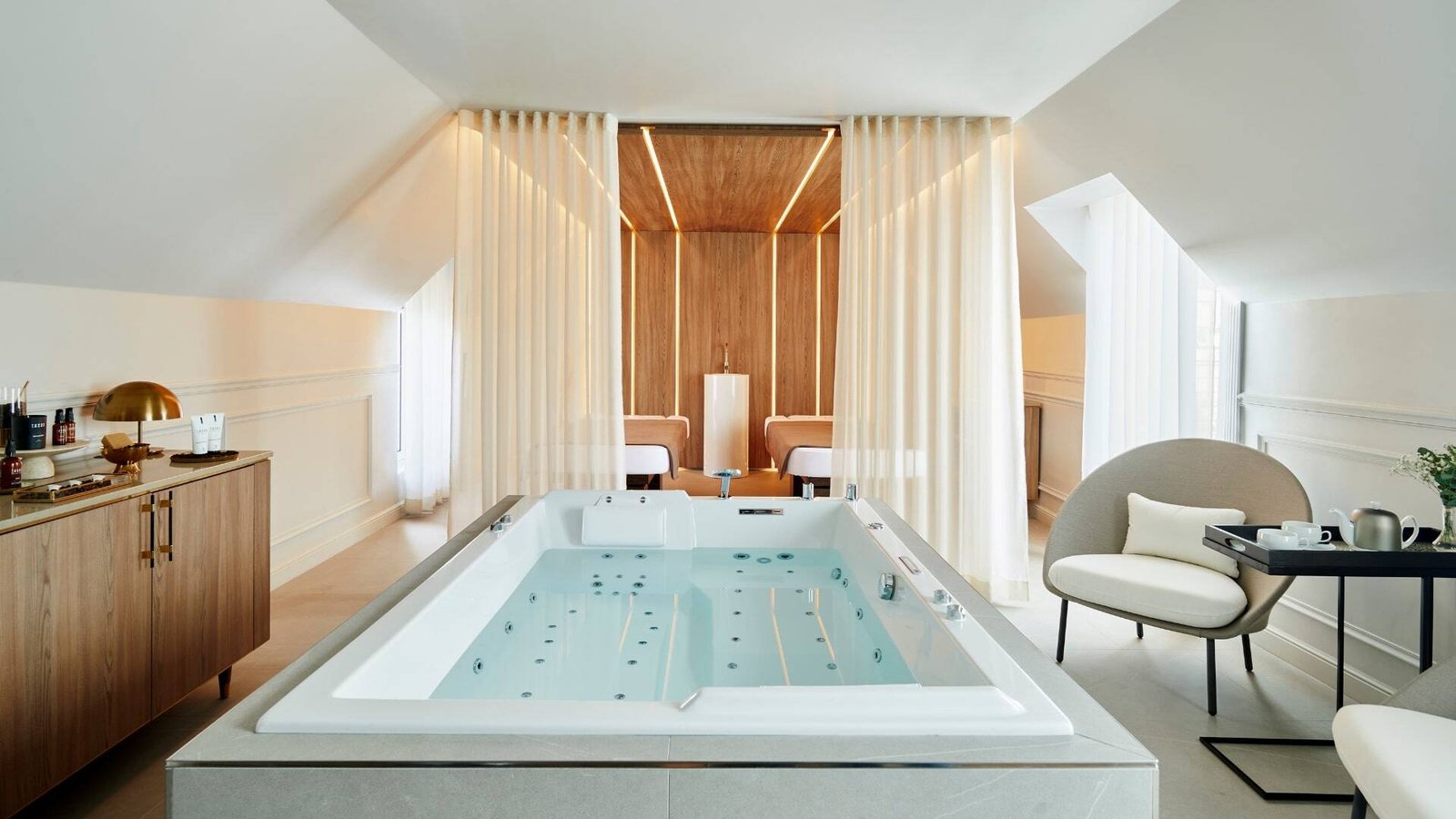 Hôtel Lancaster Paris Champs Elysées — wellness