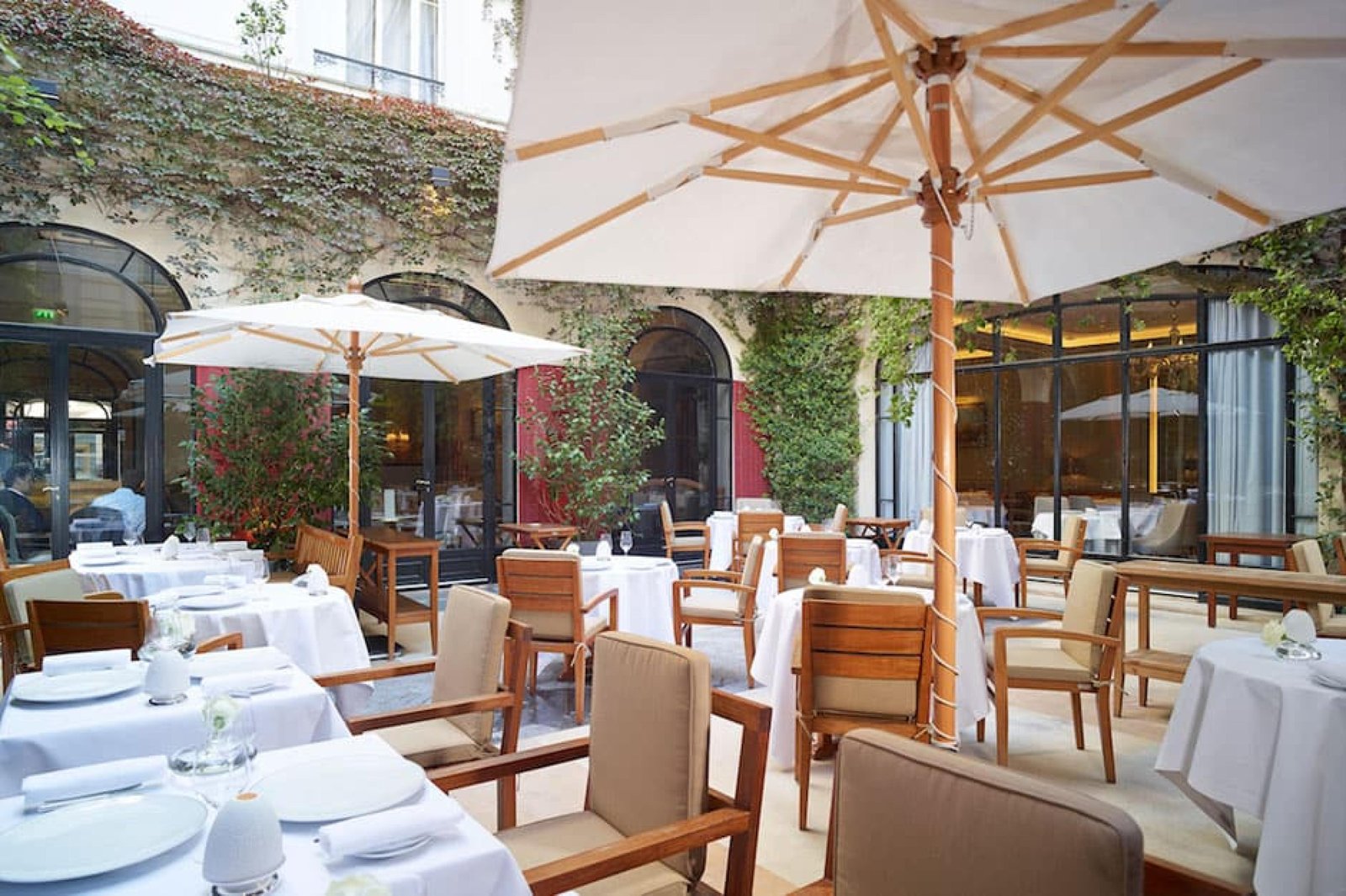 Hôtel Lancaster Paris Champs Elysées — eat & drink