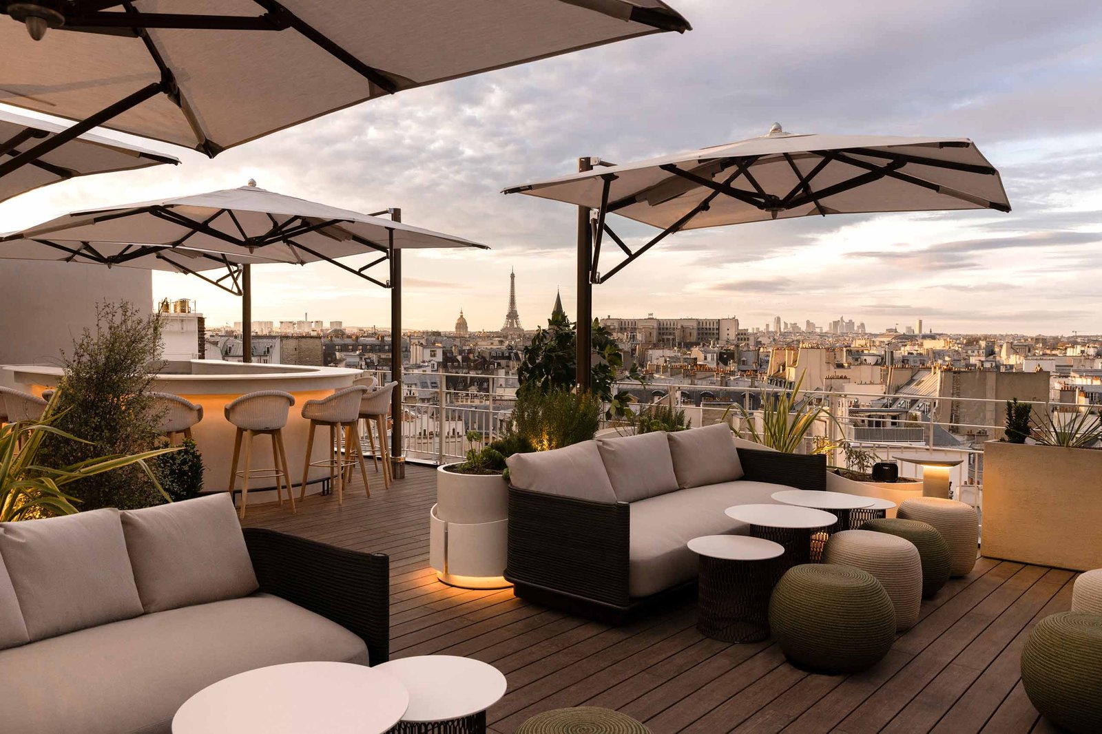 Hôtel Dame des Arts — vibe