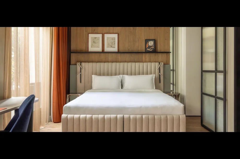 Hôtel Dame des Arts — rooms
