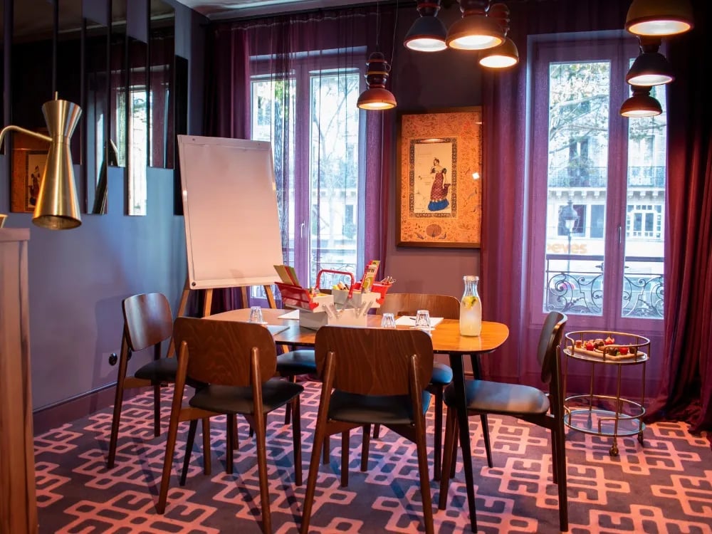 25hours Hotel Paris Terminus Nord — eat & drink