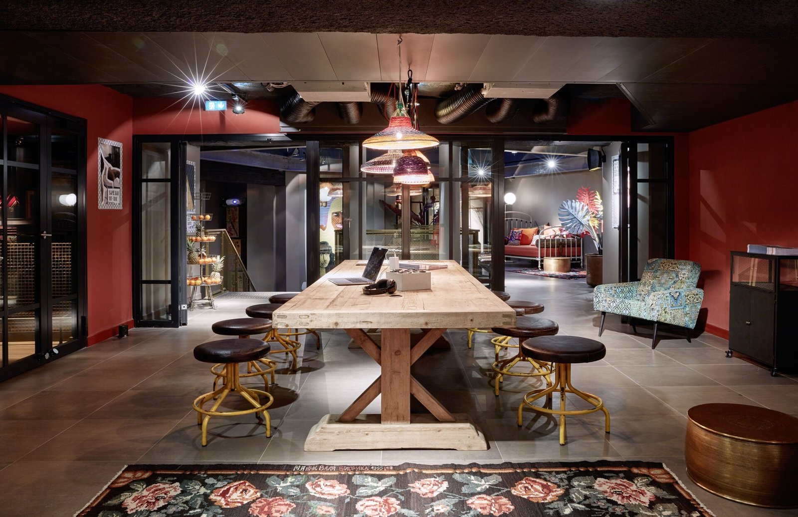 25hours Hotel Paris Terminus Nord — eat & drink